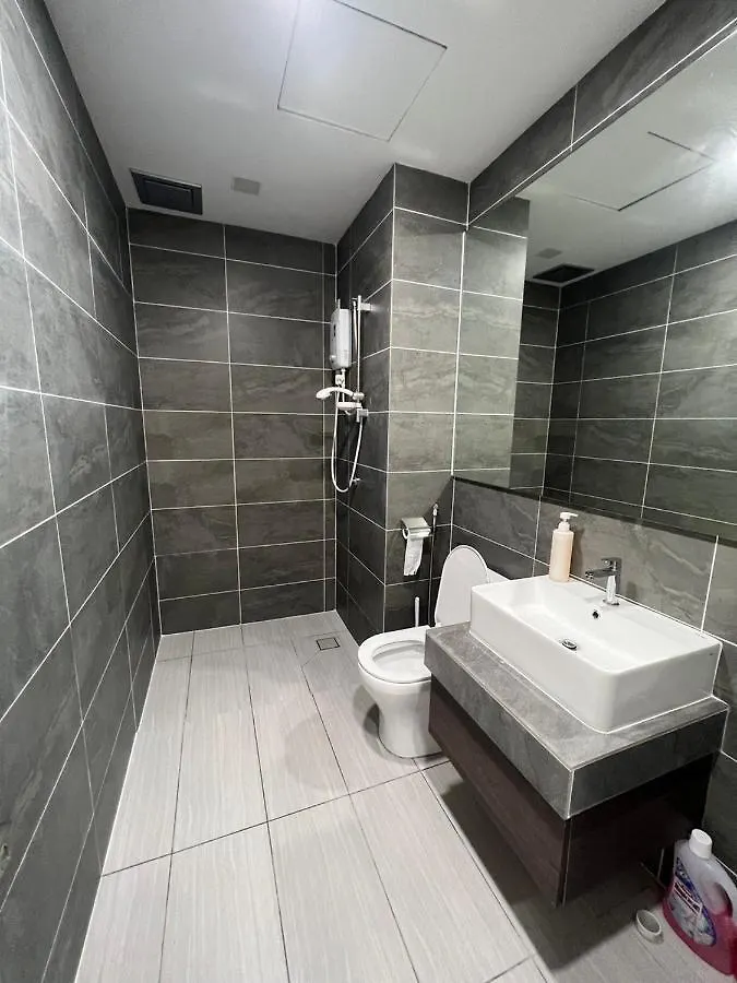 Sepang Circuit # Bell Suite Twin King Sepang Kota Warisan Klia - Near Klia Apartment